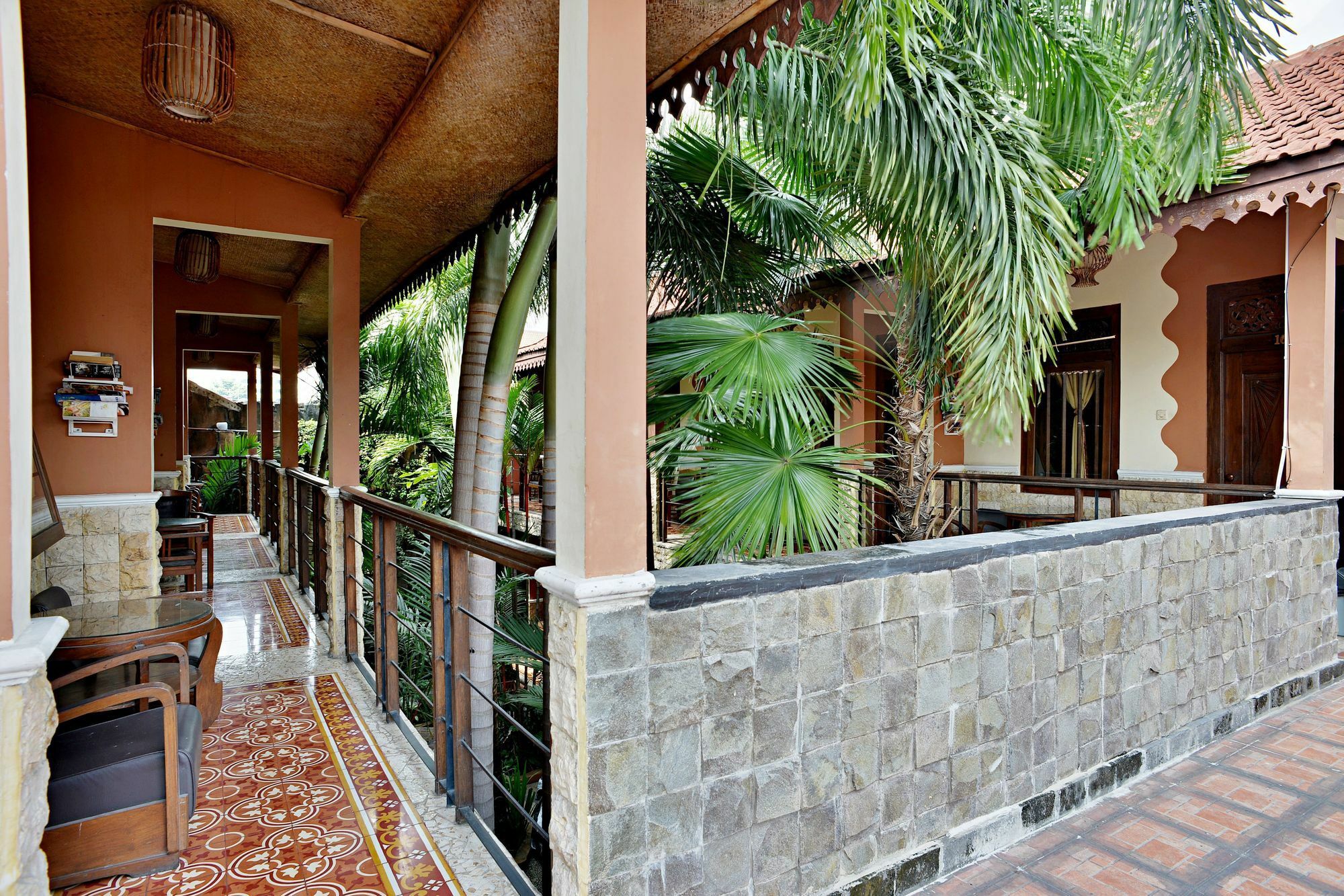 Zen Rooms Malioboro Sosrowijayan Wetan Yogyakarta Exterior photo