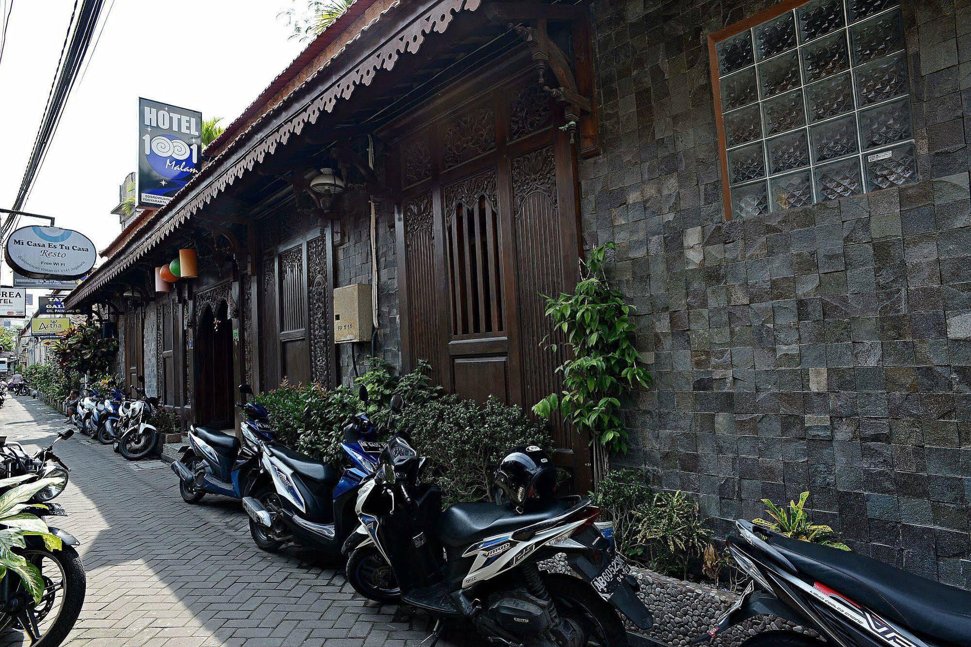 Zen Rooms Malioboro Sosrowijayan Wetan Yogyakarta Exterior photo